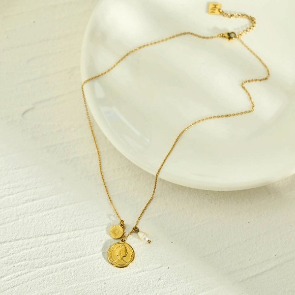 IZABELLA Vintage Charms Necklace - Picture 6 of 7